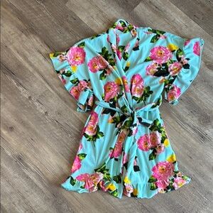Betsy Johnson summer cover up robe.  Size S